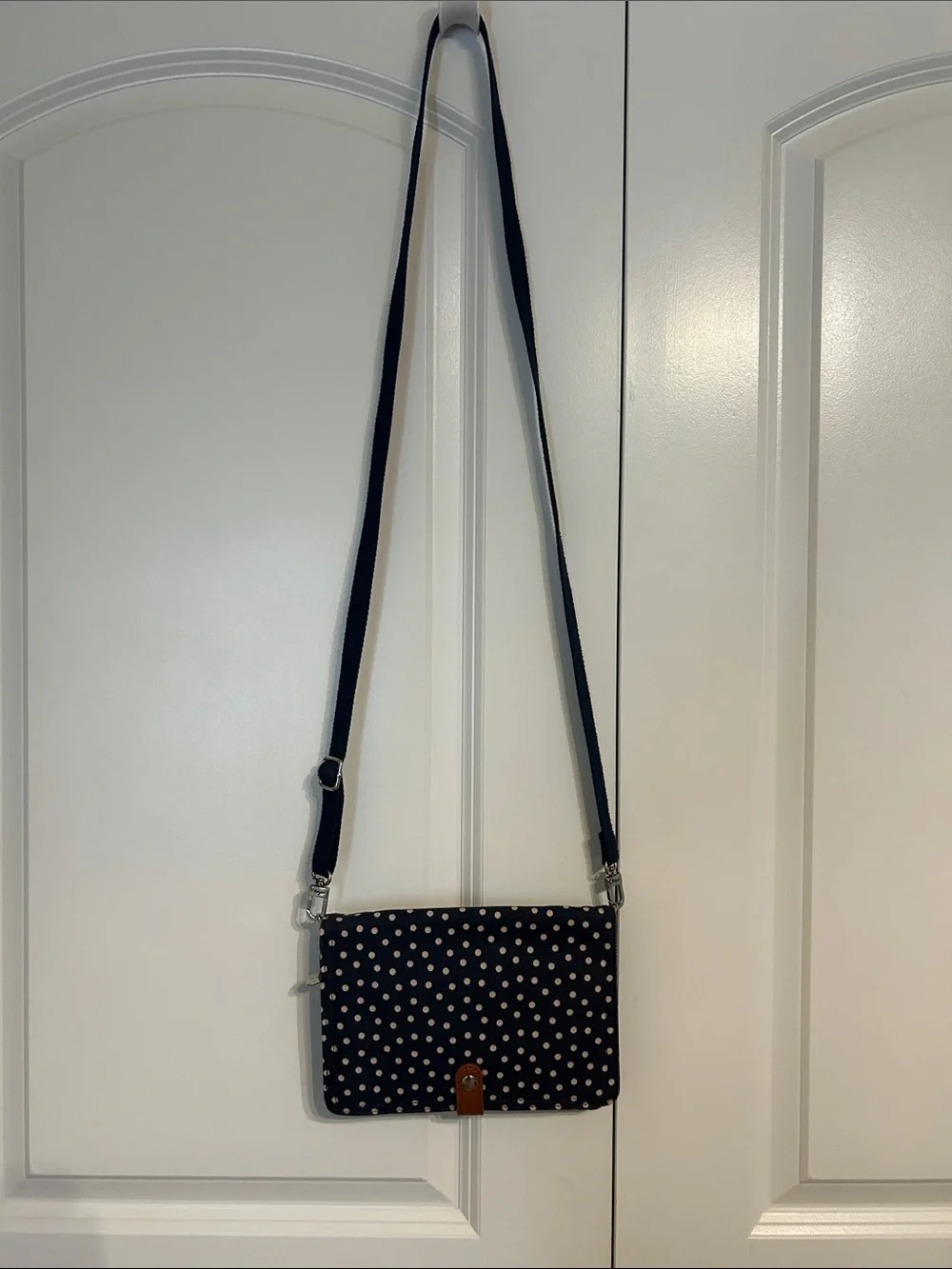thirty-one Navy and White Polka Dot Crossbody with Adjustable Strap